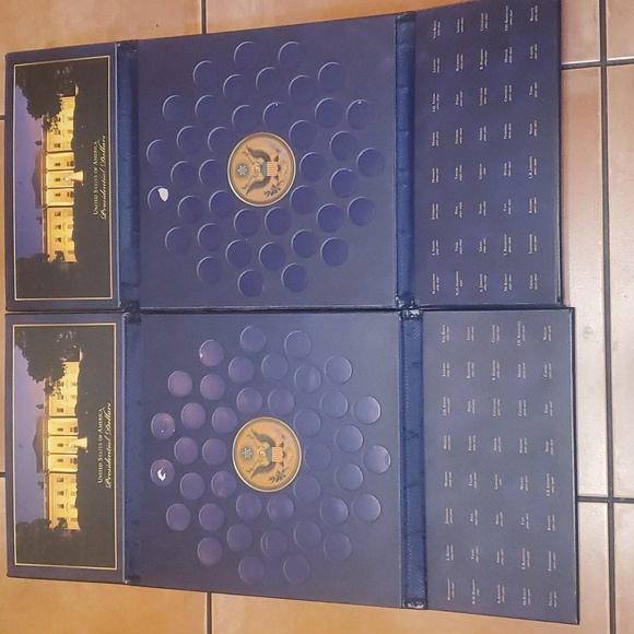 Set of 2 World Reserve Moneyary Exchange US Presidential Dollars Display Ledger - Picture 3 of 4